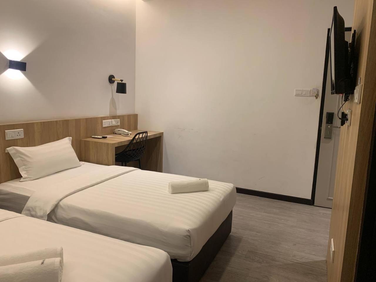 The Daily Hotel โกตาคินาบาลู ภายนอก รูปภาพ