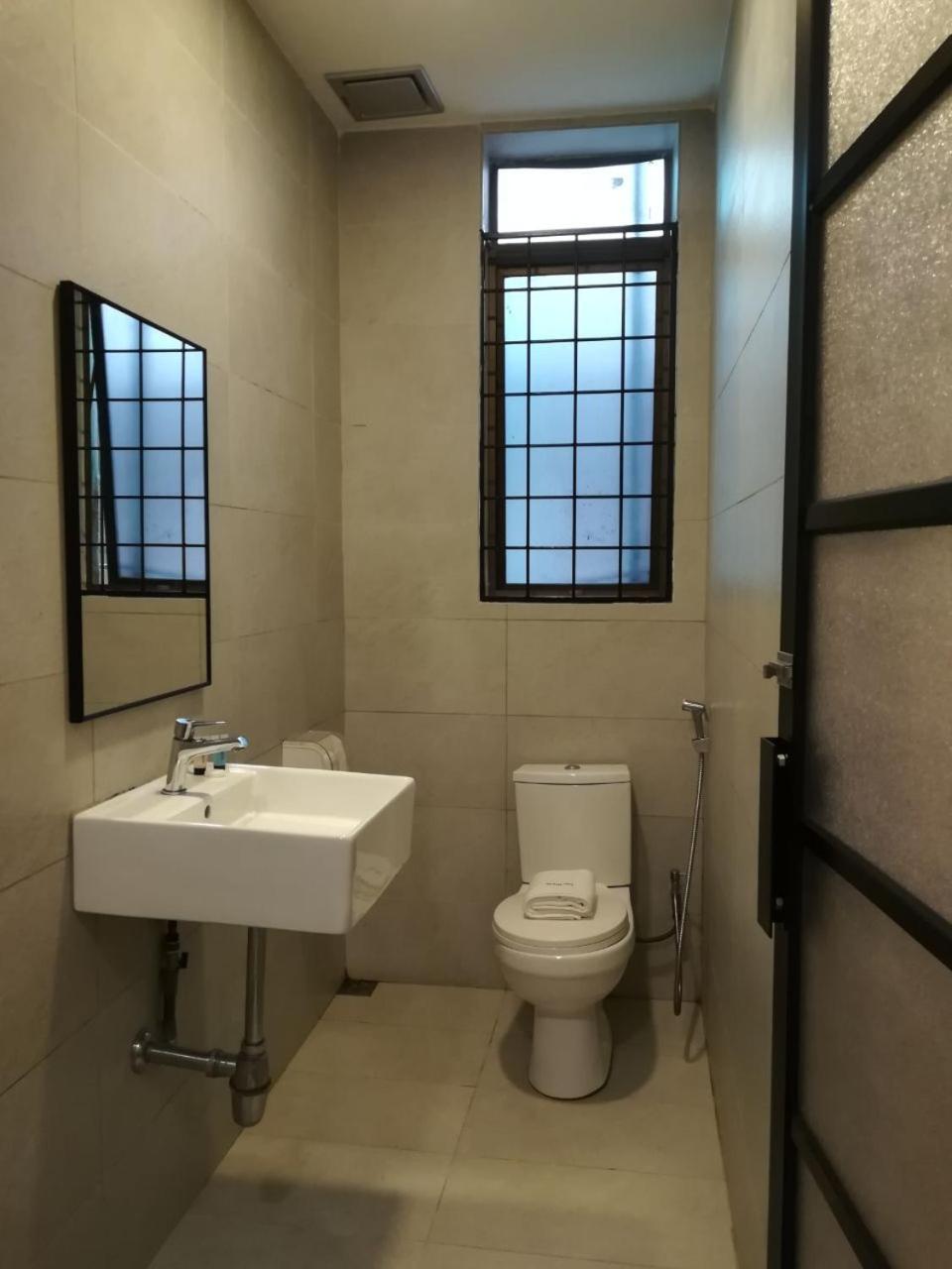 The Daily Hotel โกตาคินาบาลู ภายนอก รูปภาพ