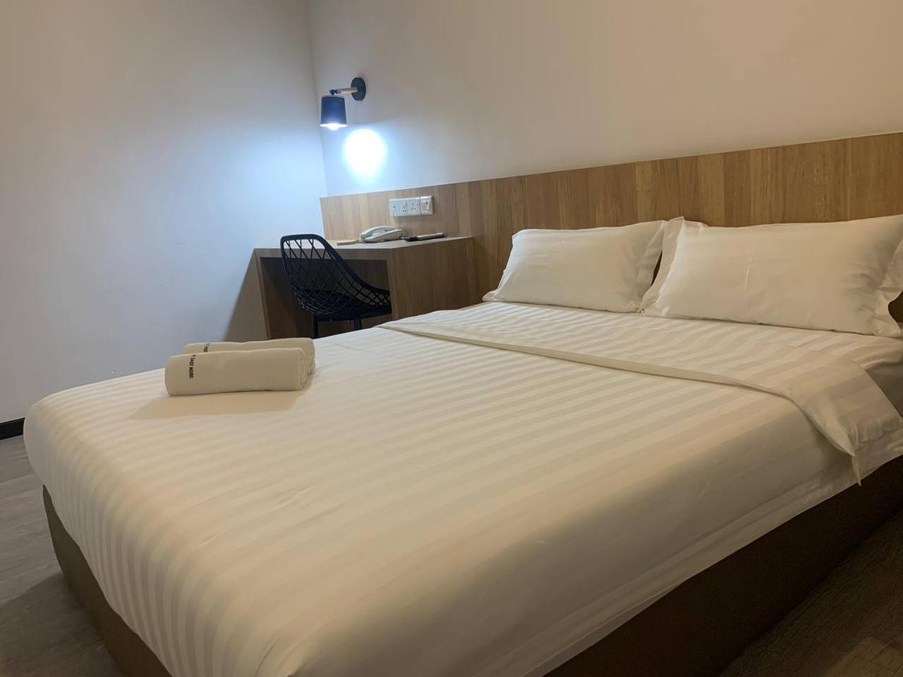 The Daily Hotel โกตาคินาบาลู ภายนอก รูปภาพ